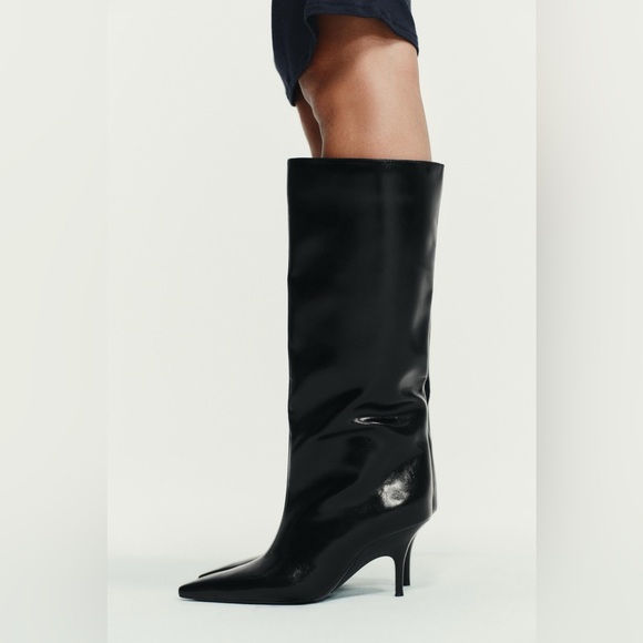 Elegant Black Knee-High Women's Boots - Picture 3 of 3